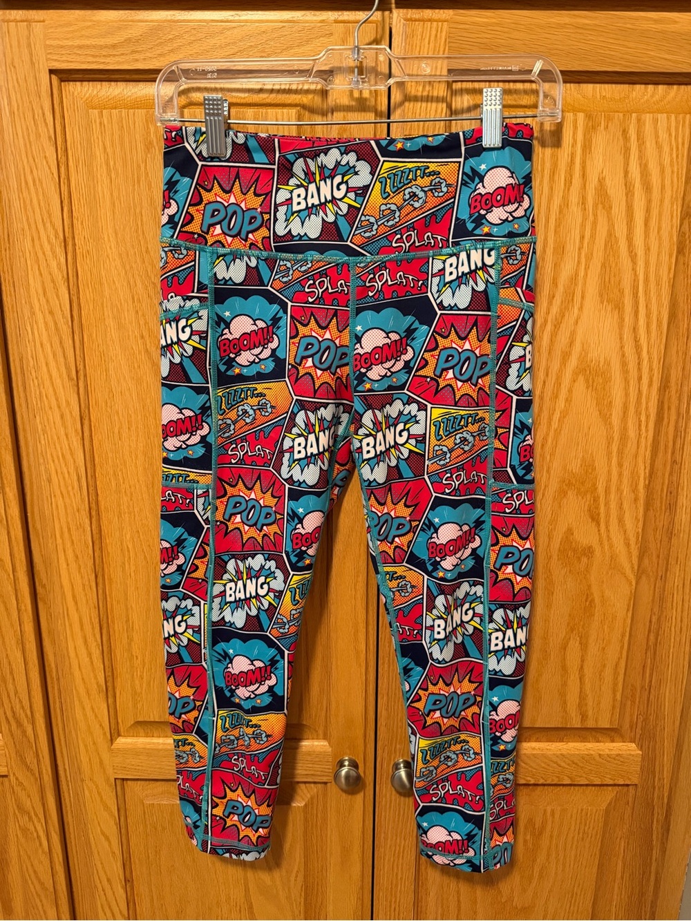 Constantly Varied Gear Womens Capri Comic Pop Leggings - Small - Like New